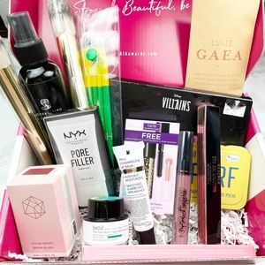 Makeup bundle